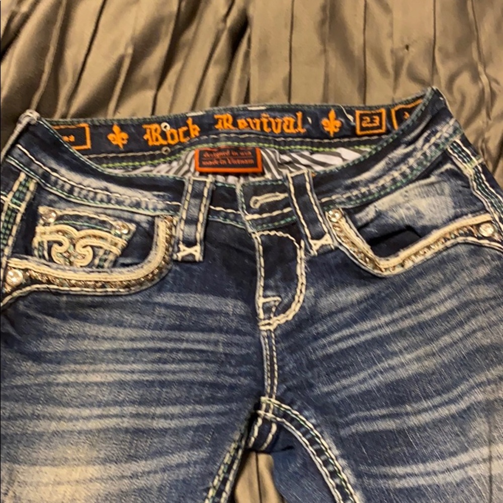Ankle skinny rock revival jeans